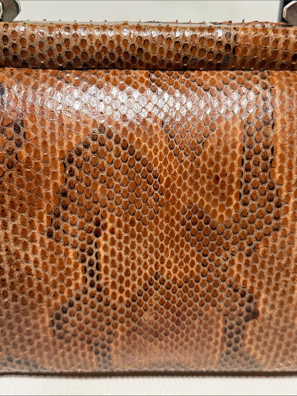 Vintage Brown Snakeskin 1940’s Handbag with Single Handle - Picture 8 of 17